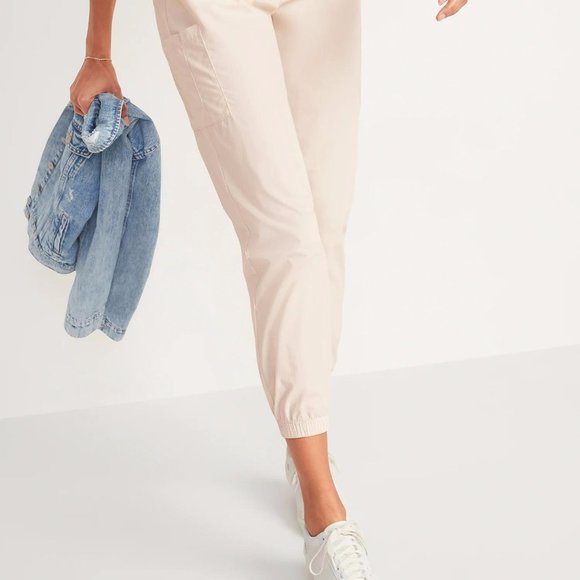 High-Waisted Poplin Tapered Jogger Plus-Size Cargo - Picture 4 of 5